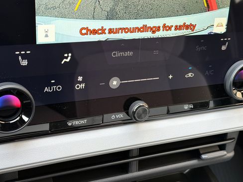 New 2026 Subaru Solterra Premium image 20