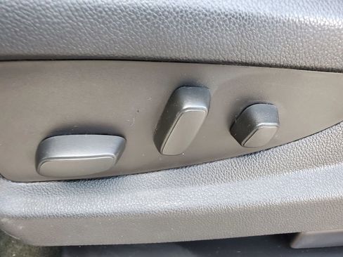 Used 2016 GMC Sierra 1500 SLE w/ SLE Value Package image 17