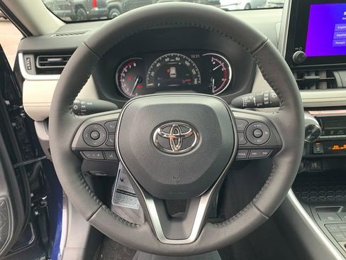 New 2025 Toyota RAV4 XLE image 21