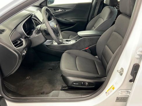 Used 2024 Chevrolet Malibu LT FWD image 17