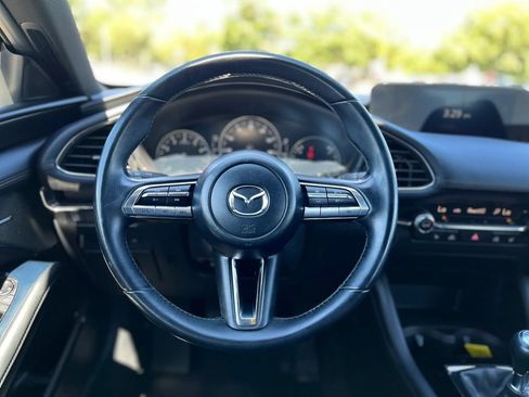 Used 2022 MAZDA MAZDA3 s FWD image 14