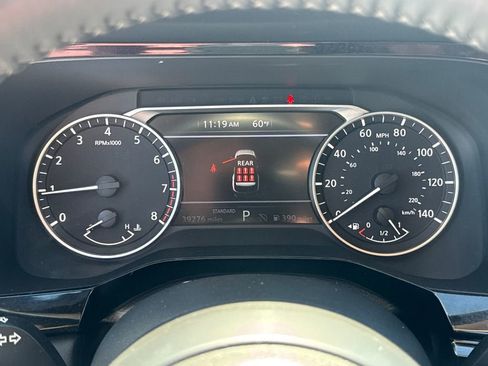Used 2025 Nissan Pathfinder SV FWD image 22