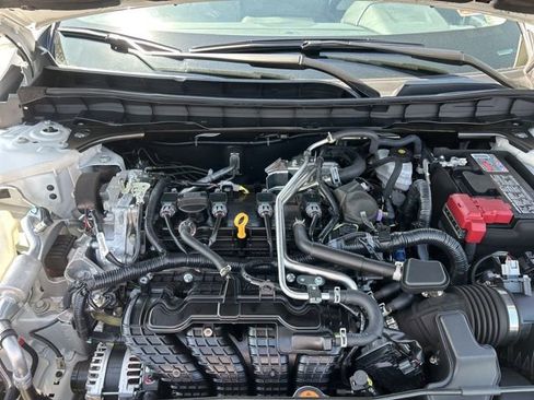 Used 2025 Nissan Altima 2.5 SL FWD image 34