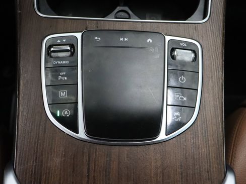 Used 2022 Mercedes-Benz GLC 300 image 22