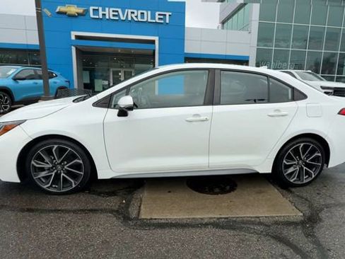Used 2020 Toyota Corolla SE FWD image 5