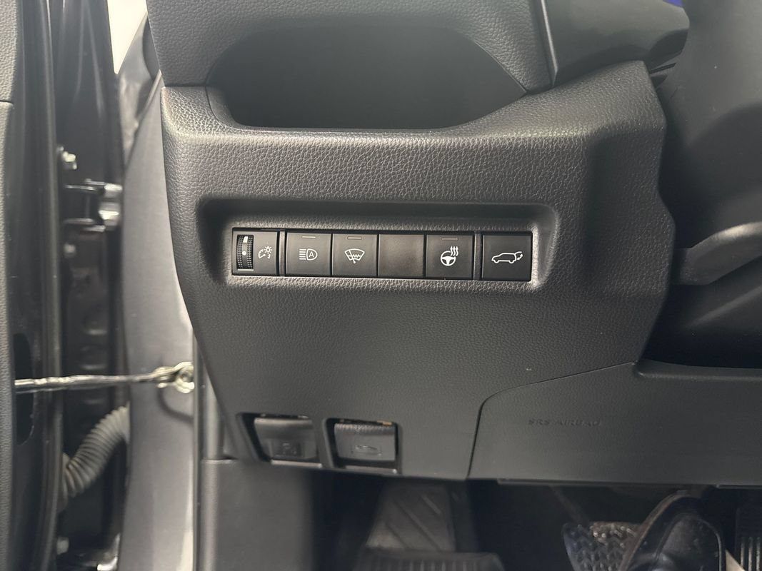 Used 2022 Toyota RAV4 TRD Off-Road w/ TRD Off-Road Weather Package AWD/4WD image 11