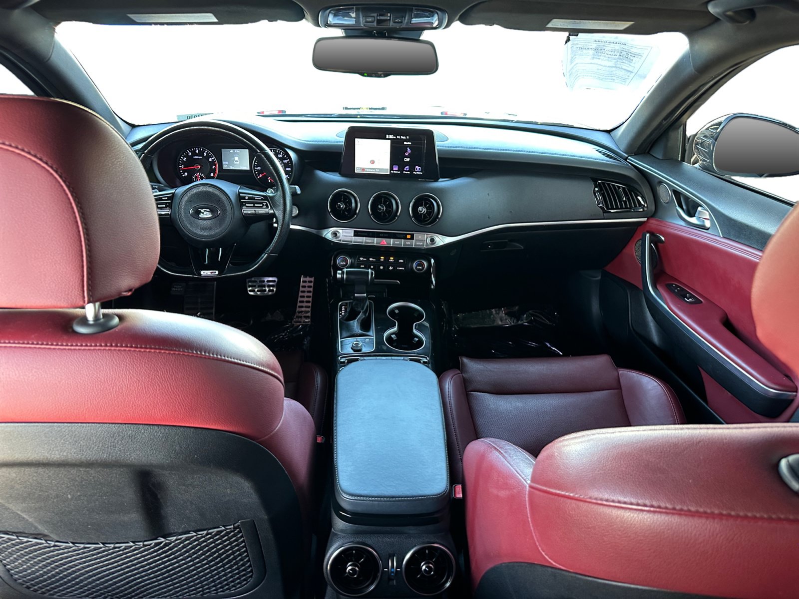 Used 2020 Kia Stinger GT-Line w/ Sun & Sound Package RWD image 10