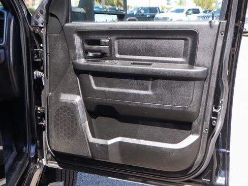 Used 2024 RAM 3500 Tradesman w/ Chrome Appearance Group AWD/4WD image 39
