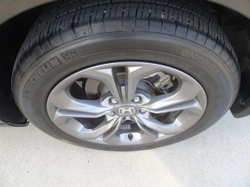 Certified 2024 Honda Accord EX image 10