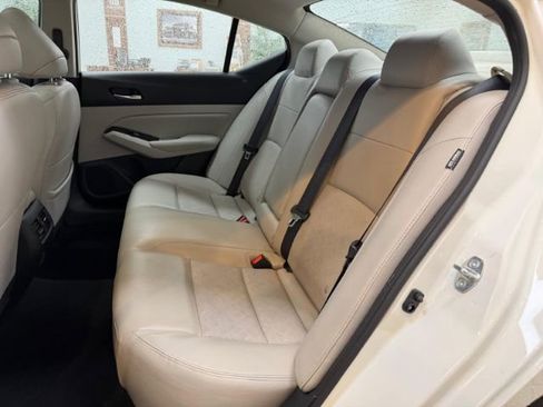 Used 2023 Nissan Altima 2.5 SL FWD image 16