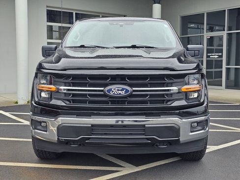 Used 2025 Ford F150 XLT w/ Equipment Group 301A Standard AWD/4WD image 8