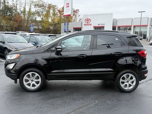 Used 2021 Ford EcoSport SE image 3