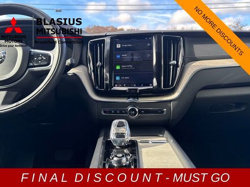 Used 2022 Volvo XC60 B5 Inscription w/ Advanced Package image 24