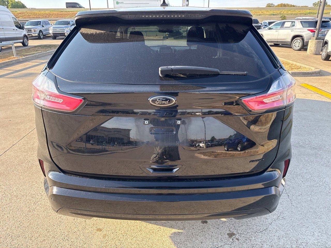 Used 2024 Ford Edge SE w/ Black Appearance Package AWD/4WD image 9