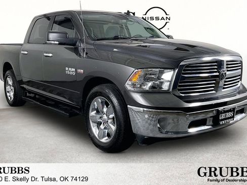 Used 2016 RAM 1500 Lone Star RWD image 1
