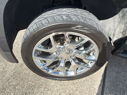 Used 2019 Chevrolet Tahoe LT RWD image 14