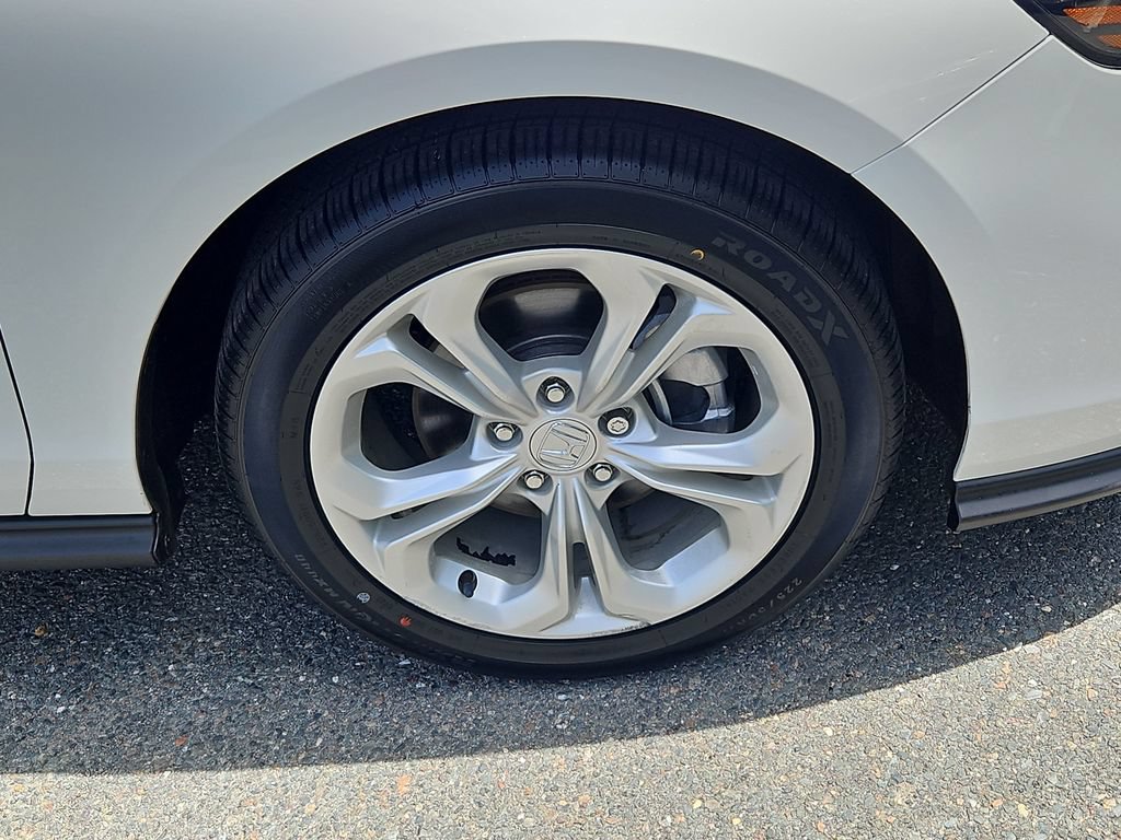 Certified 2023 Honda Accord LX image 10