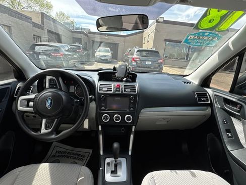 Used 2018 Subaru Forester 2.5i w/ Alloy Wheel Package AWD/4WD image 16