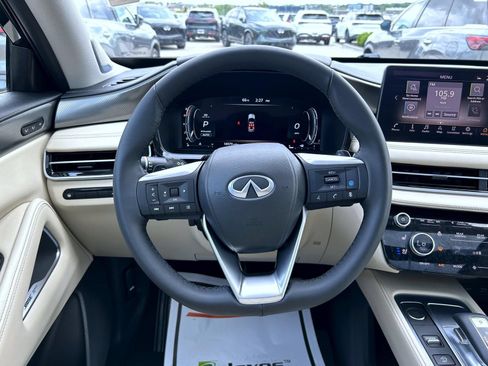 Used 2025 INFINITI QX60 Luxe AWD/4WD image 11