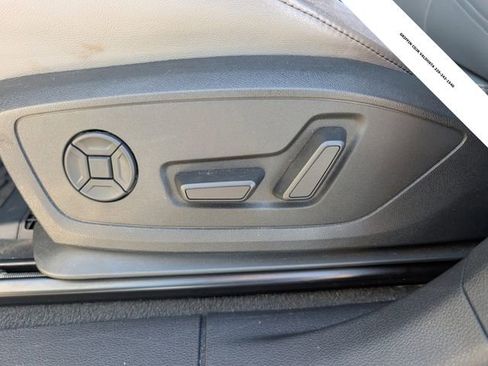 Used 2022 Audi Q3 2.0T Premium Plus image 16