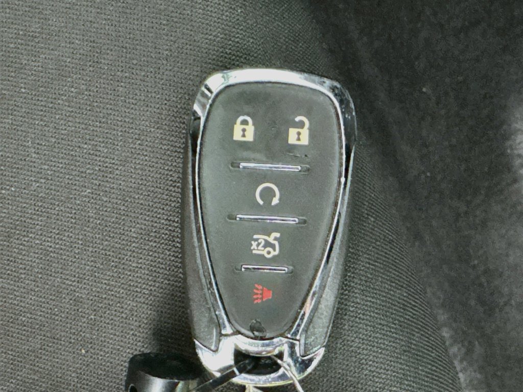 Used 2023 Chevrolet Malibu LT FWD image 35