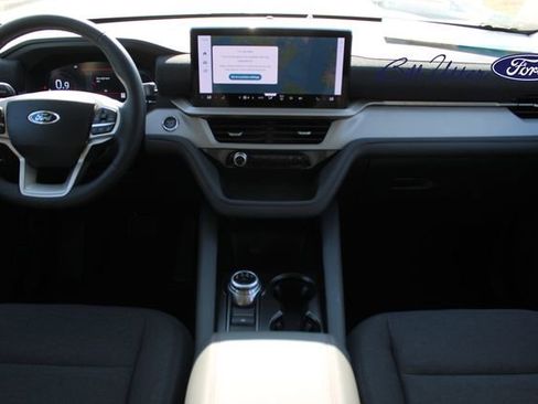 New 2026 Ford Explorer Active image 11