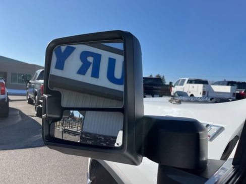 Used 2022 Chevrolet Silverado 3500 LT w/ Convenience Package AWD/4WD image 27