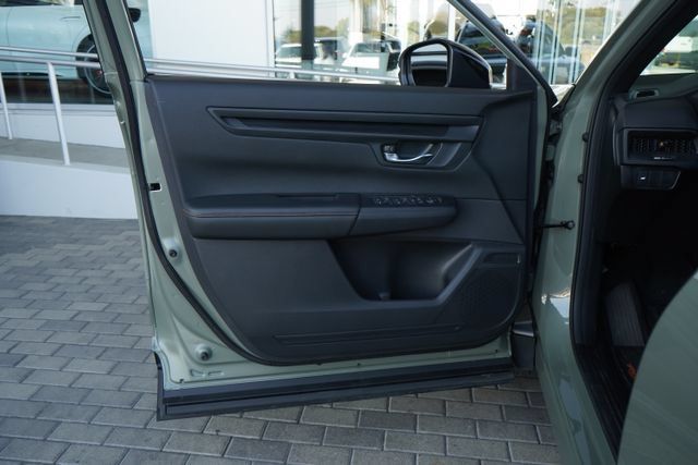Used 2026 Honda CR-V TrailSport image 17