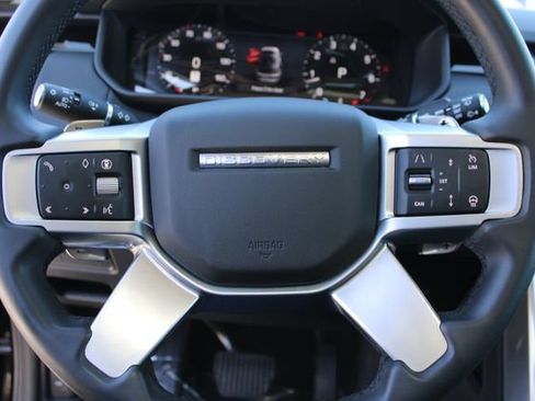Used 2024 Land Rover Discovery S AWD/4WD image 20