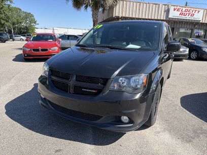 Used 2019 Dodge Grand Caravan SXT w/ Driver Convenience Group