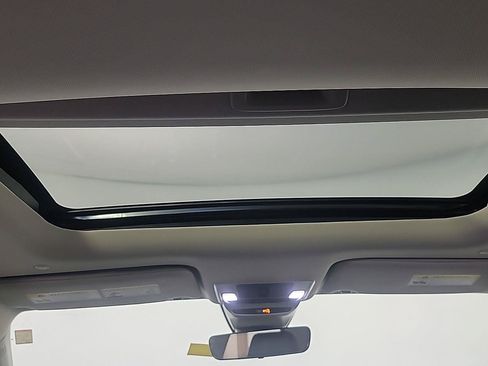 Certified 2025 Honda HR-V EX-L image 22