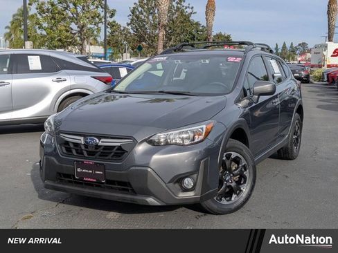 Used 2022 Subaru Crosstrek 2.0i Premium w/ Popular Package #2 image 1