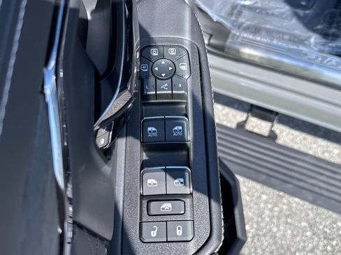 New 2026 RAM 3500 Limited image 25