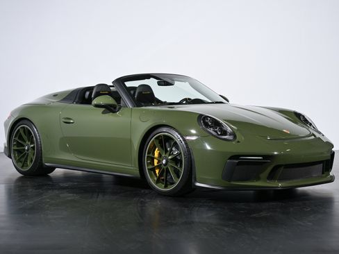 Used 2019 Porsche 911 Speedster RWD image 8