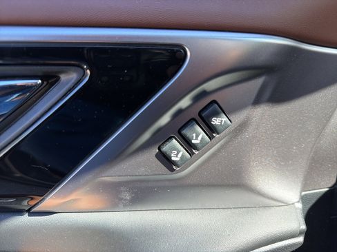 Used 2024 Subaru Outback Touring XT image 14