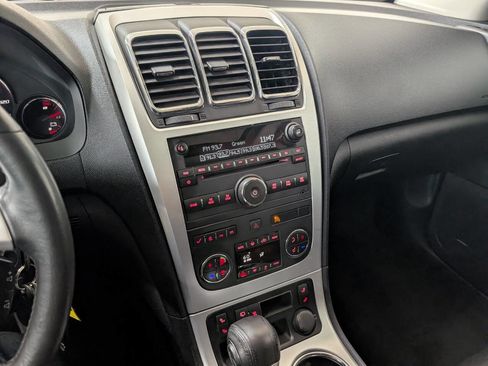Used 2011 GMC Acadia SLT AWD/4WD image 10