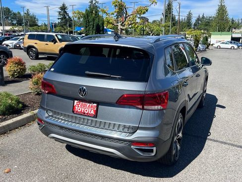Used 2023 Volkswagen Taos SEL AWD/4WD image 7