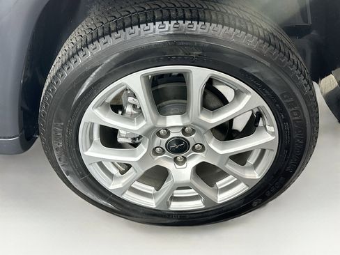 Used 2025 Jeep Compass Limited AWD/4WD image 11