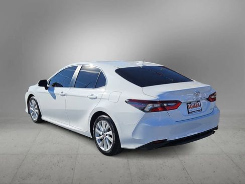 Used 2023 Toyota Camry LE image 7