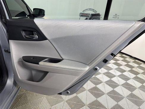 Used 2017 Honda Accord LX image 16