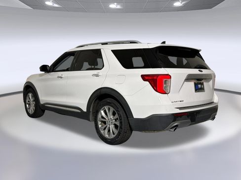 Used 2022 Ford Explorer Limited RWD image 3
