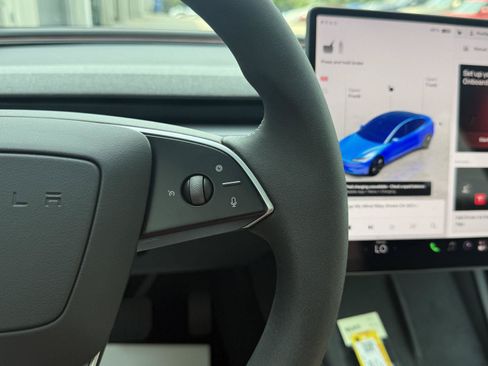 Used 2026 Tesla Model 3 RWD image 13