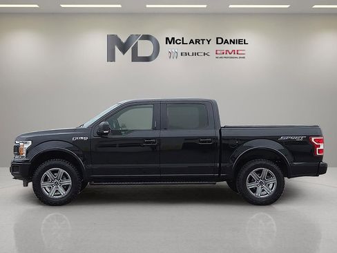 Used 2018 Ford F150 XLT w/ Equipment Group 302A Luxury image 3