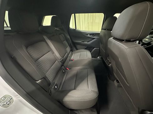 Certified 2025 Chevrolet Equinox LT FWD image 20