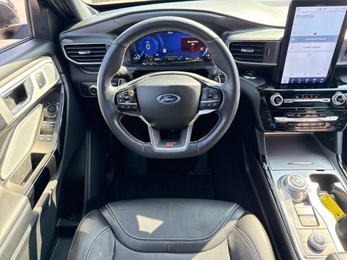 Used 2023 Ford Explorer ST w/ Equipment Group 401A AWD/4WD image 21