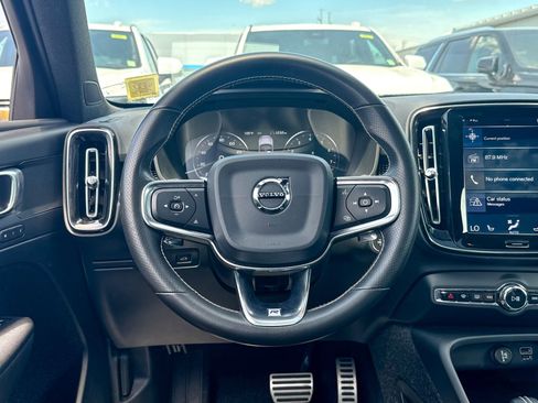 Used 2020 Volvo XC40 T5 R-Design w/ Protection Package Premier AWD/4WD image 26