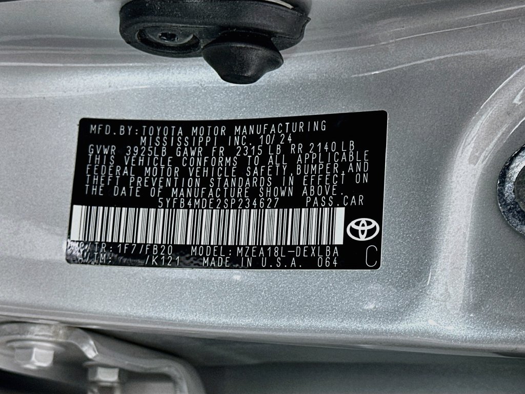 Certified 2025 Toyota Corolla LE FWD image 30