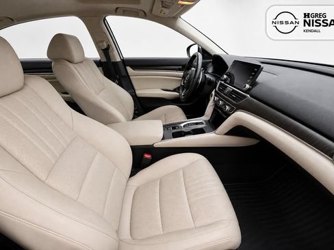 Used 2021 Honda Accord EX-L image 11
