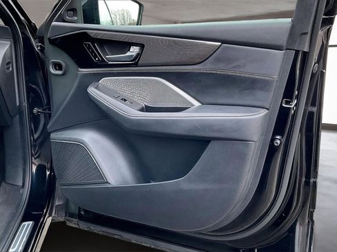 Used 2022 Acura MDX SH-AWD w/ Advance Package image 29