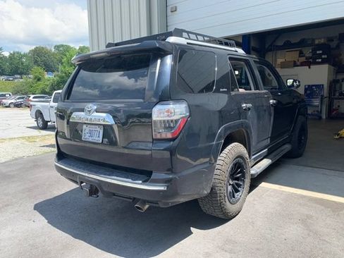 Used 2016 Toyota 4Runner Limited AWD/4WD image 7